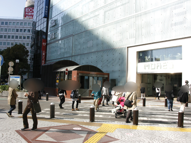 JR横浜駅西口付近1