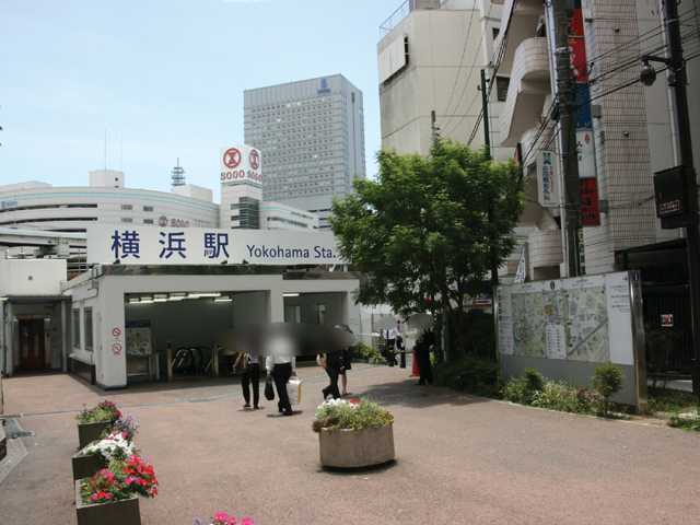 JR横浜駅北西口付近1